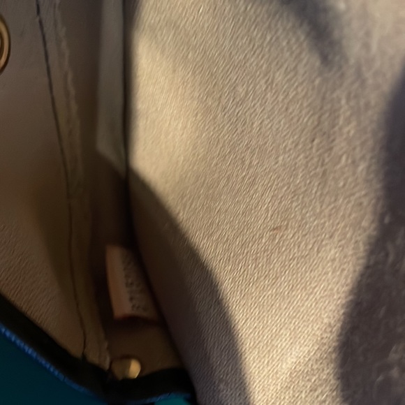 Dooney & Bourke wristlet - Picture 12 of 13